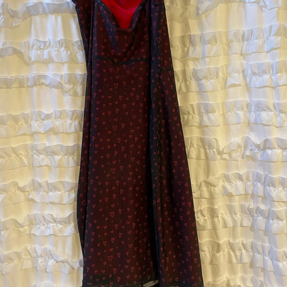 Tiger mist black and red heart dress - Picture 2 of 3